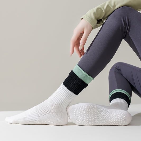 BoomMove Anti-Slip Crew Socks (White/Green)