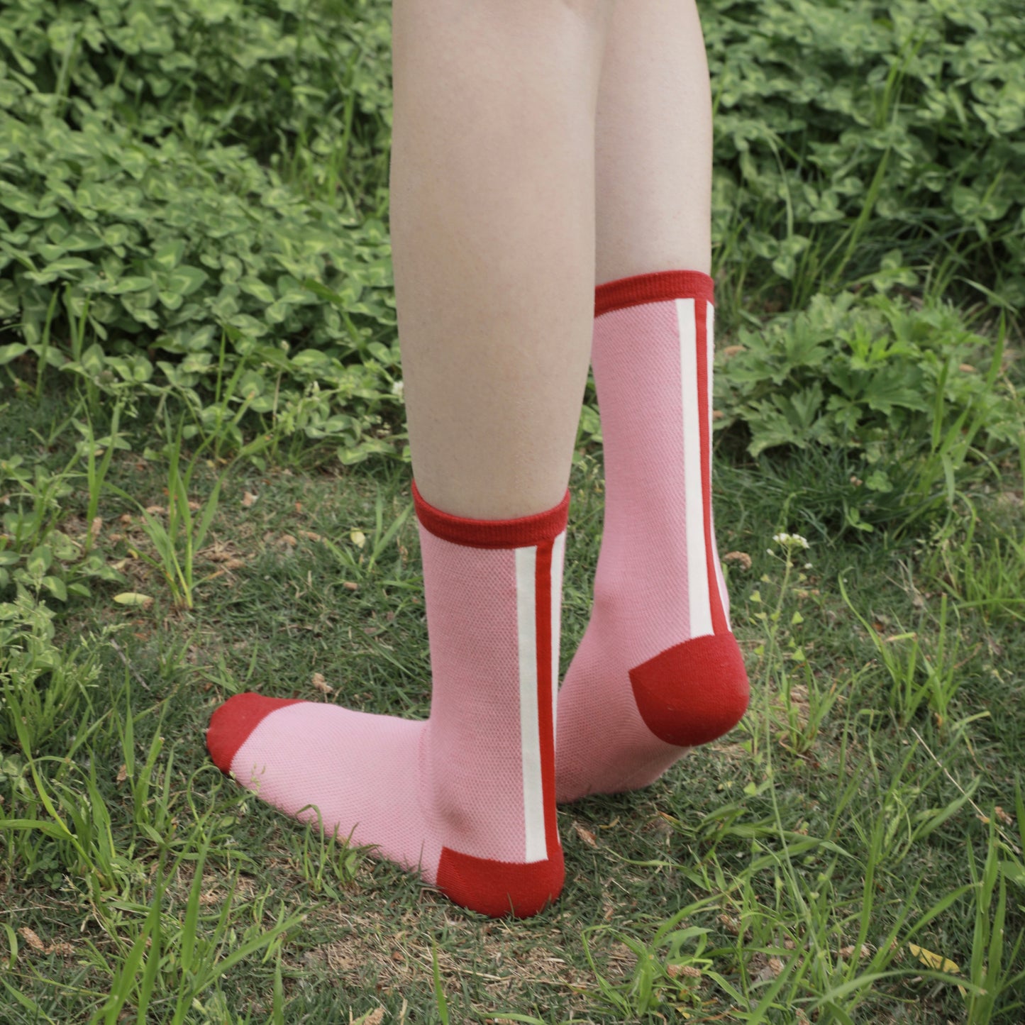 BoomLite Summer Breeze Glass‑Silk Socks (Pink Ripple)
